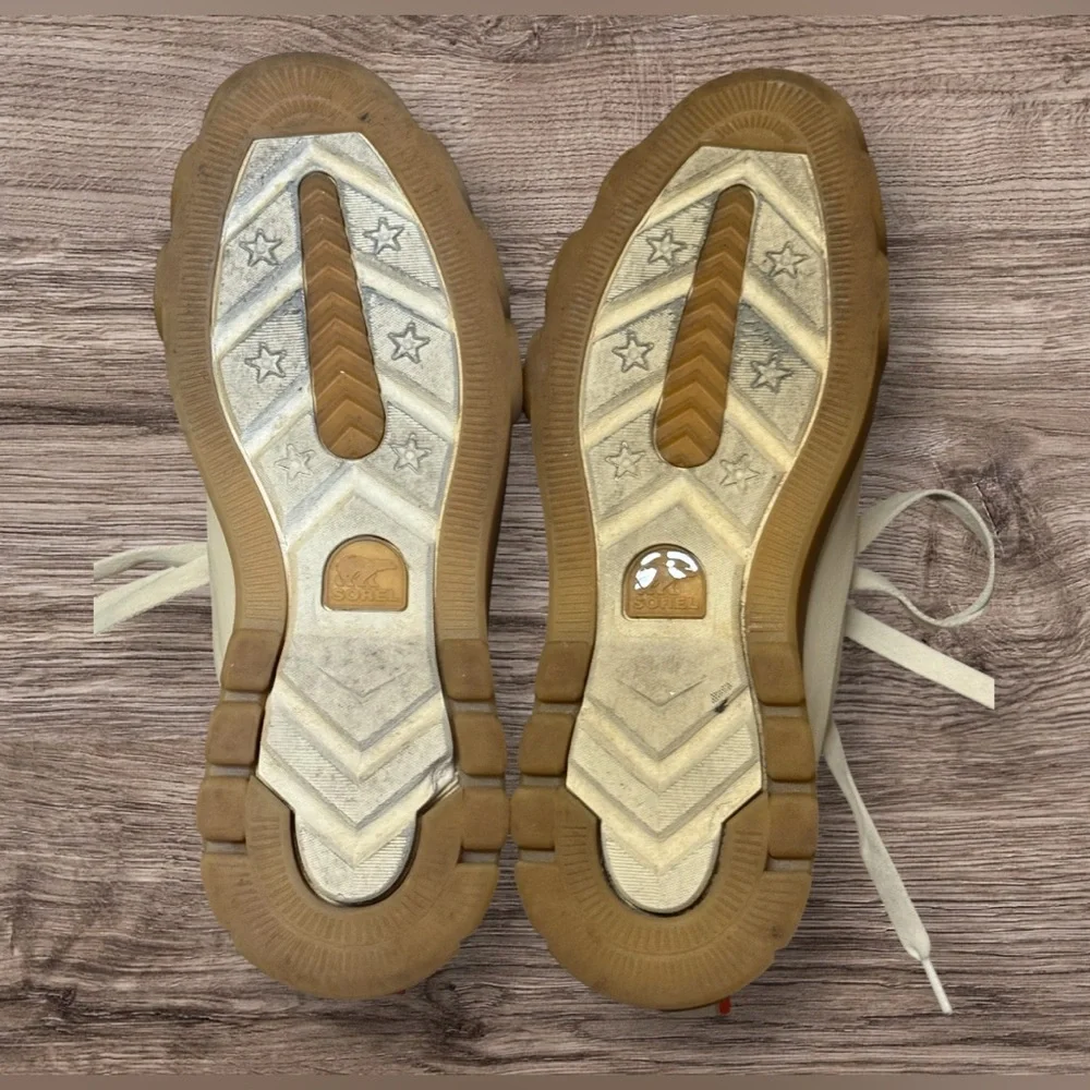 Sorel Women's Caribou X Shoe Waterproof Shoes SZ 10 Cream Orange
